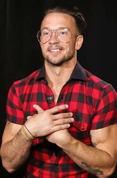 how tall is carl lentz|Carl Lentz Wiki, Wife, Net Worth, Age, Books, Religion, Height,。